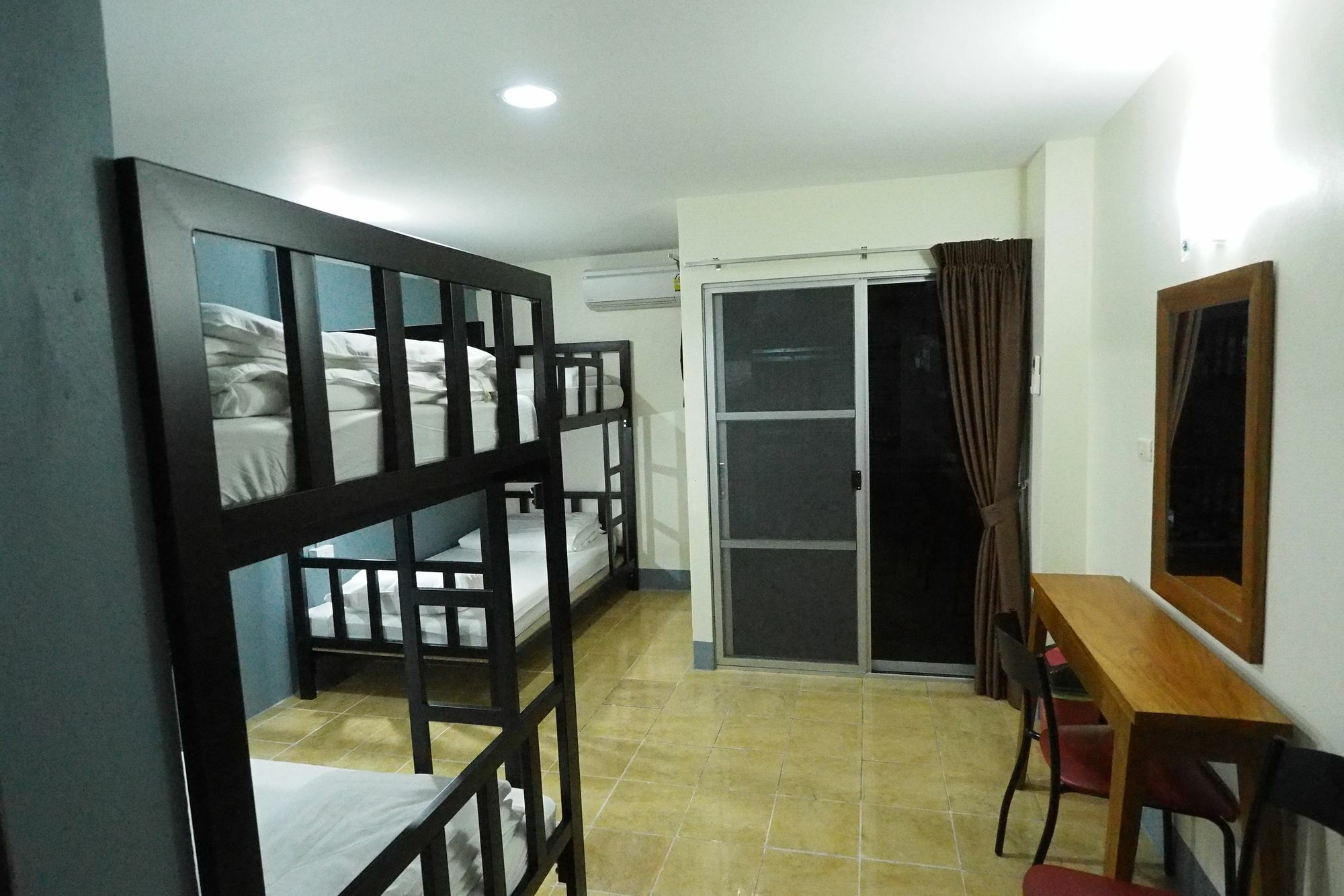 Just Sleep @Box Hostel Chiang Mai Ngoại thất bức ảnh